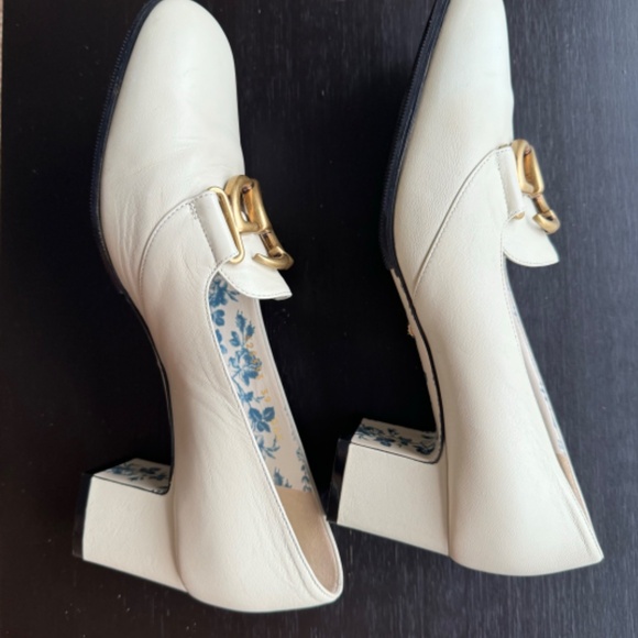 GUCCI Wonens Shoes - Picture 5 of 11